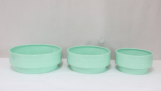 Metal Basket Garden Planter and Pot Basket Container  Holiday