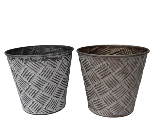 Metal Gift Basket Planter Holiday Garden Flower Indoor Outdoor Storage